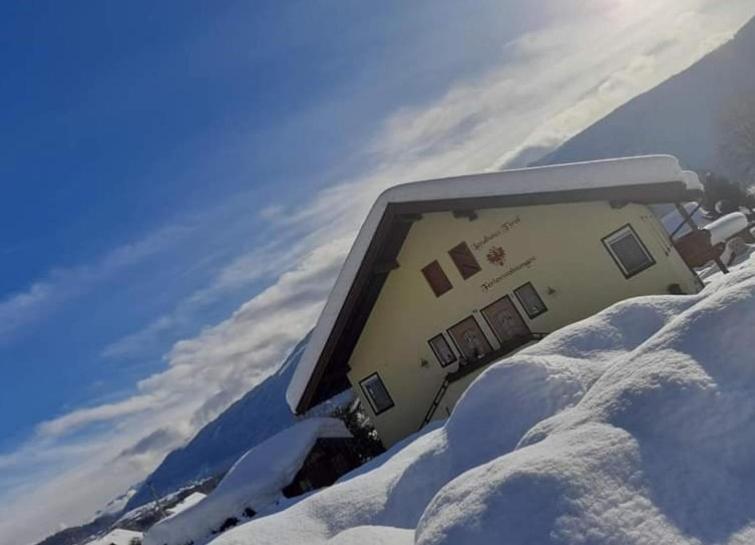 Hotel Landhaus Tirol à Presseggersee Extérieur photo